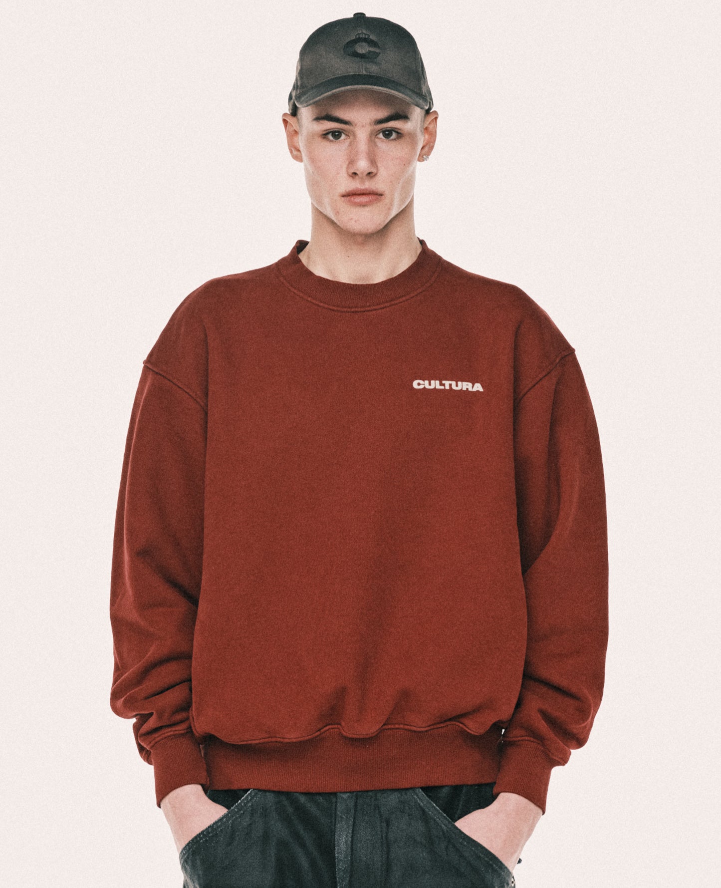 CREWNECK SWEATSHIRT J001