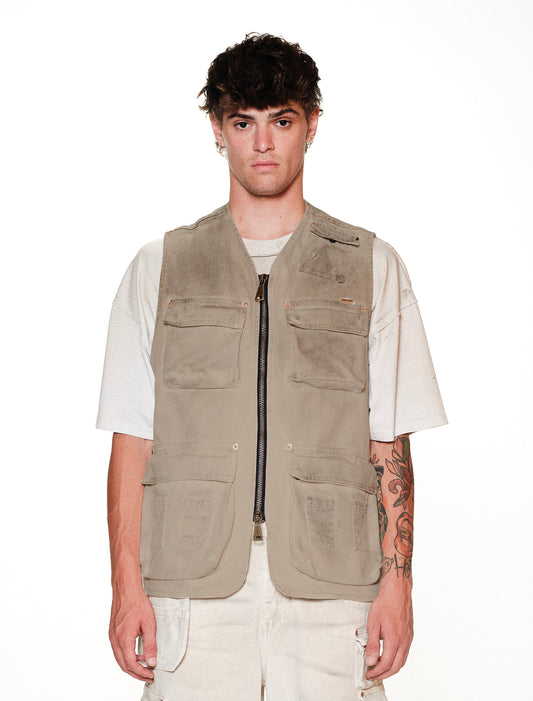 A070 POCKETED VEST SAND