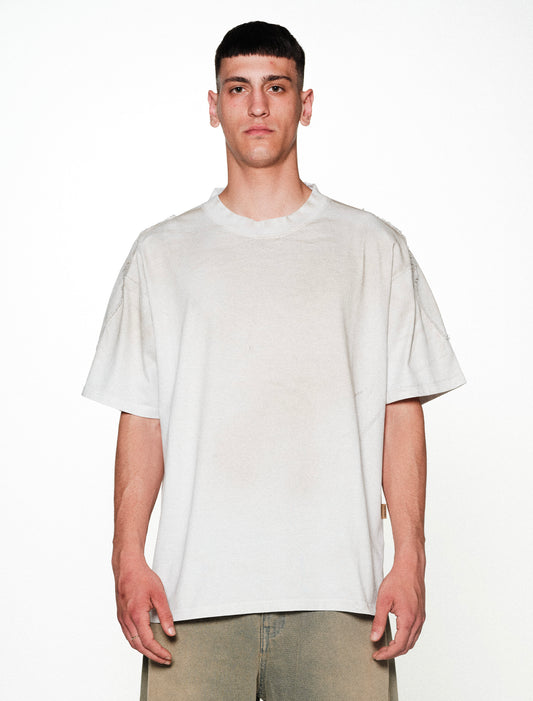 A007 BIKER TEE DIRTY WHITE