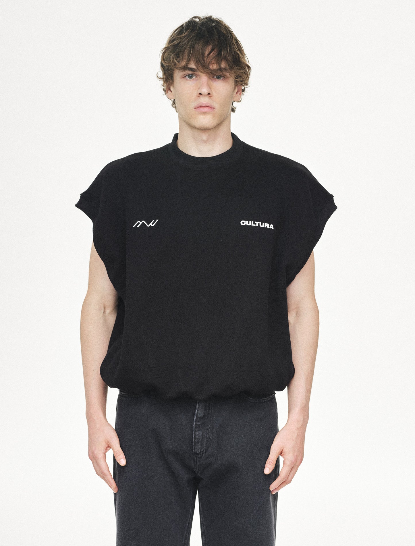 BADAWI CREWNECK SLEVELESS BLACK